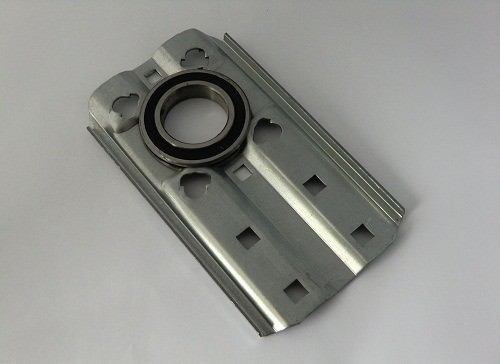 [108007026] Hörmann bearing plate, center-to-center distance 120 mm